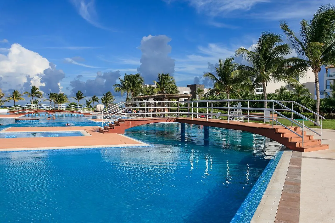 Mareazul 723 Sur - 2 Bedroom Playa del Carmen Apartment